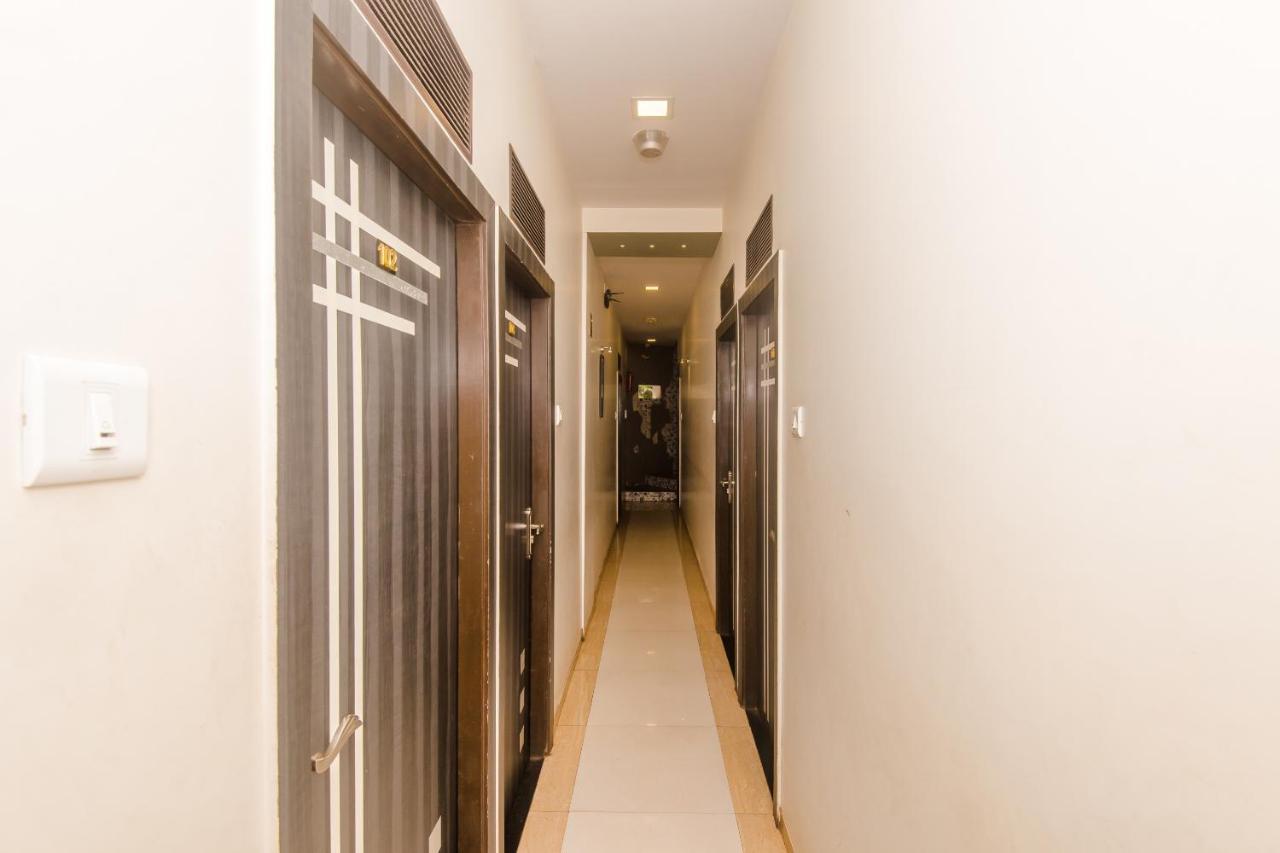 Fabexpress Bently Palace Mumbai Exterior photo